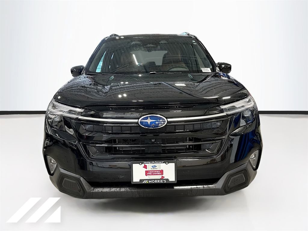Used 2025 Subaru Forester Touring image 2