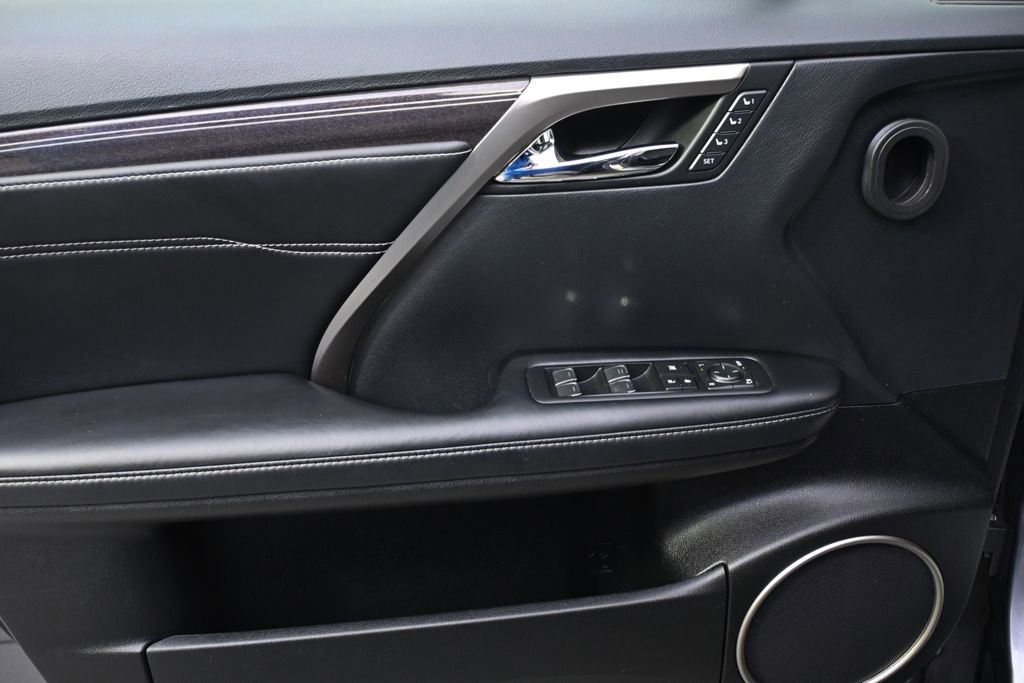 Used 2018 Lexus RX 450h AWD w/ Luxury Package image 22