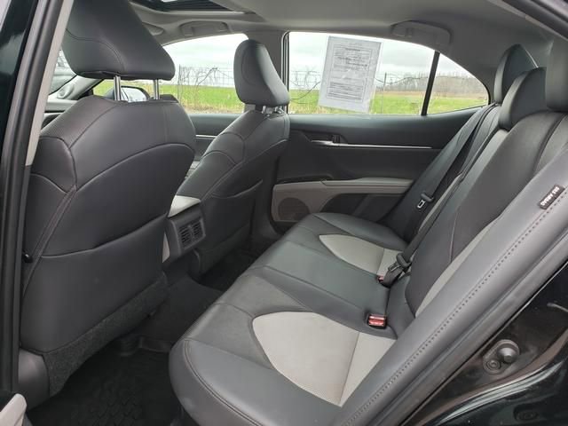 Used 2020 Toyota Camry XLE w/ Driver Assist Package image 11