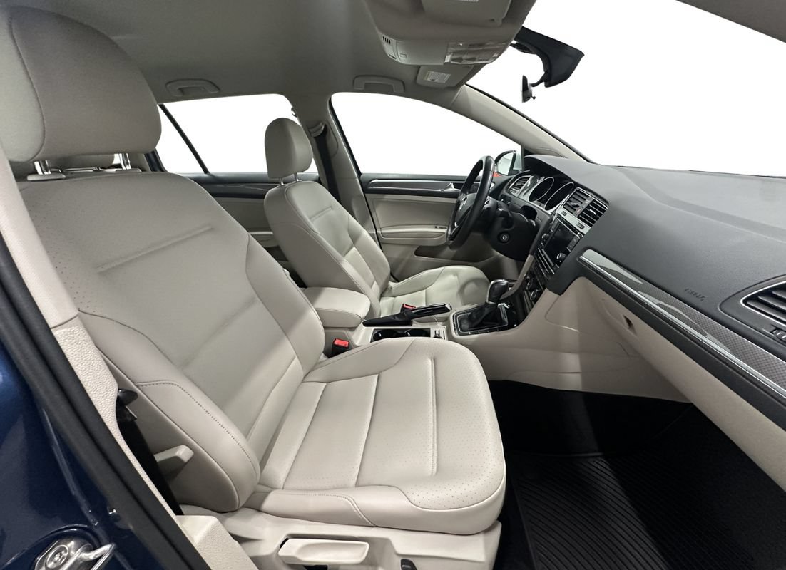 Used 2019 Volkswagen Golf Alltrack S AWD/4WD image 19