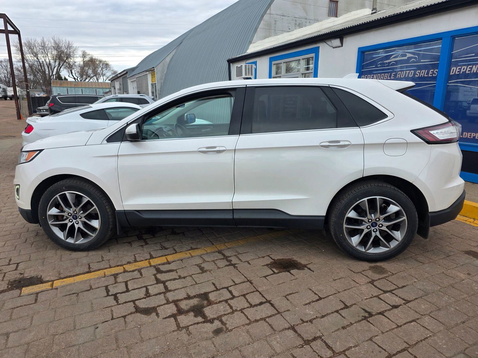 Used 2016 Ford Edge Titanium w/ Canadian Touring Package AWD/4WD image 9