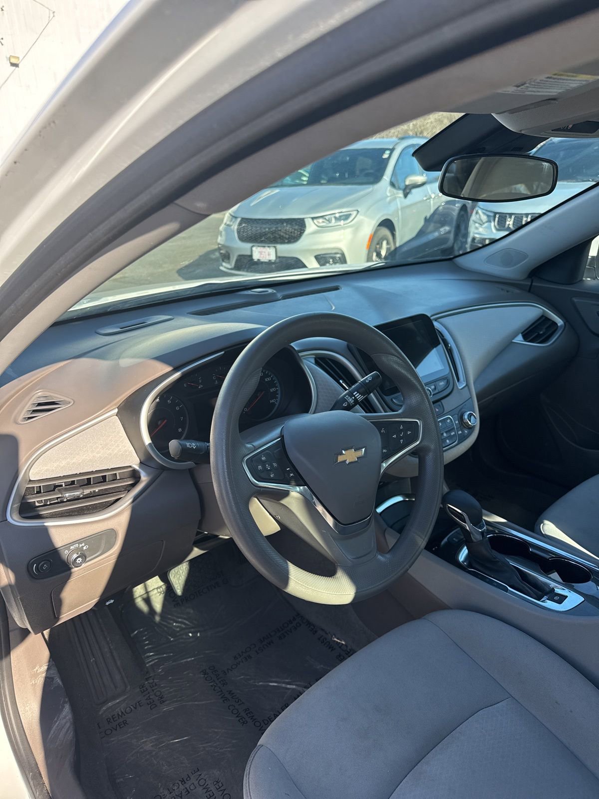 Used 2024 Chevrolet Malibu LT image 9