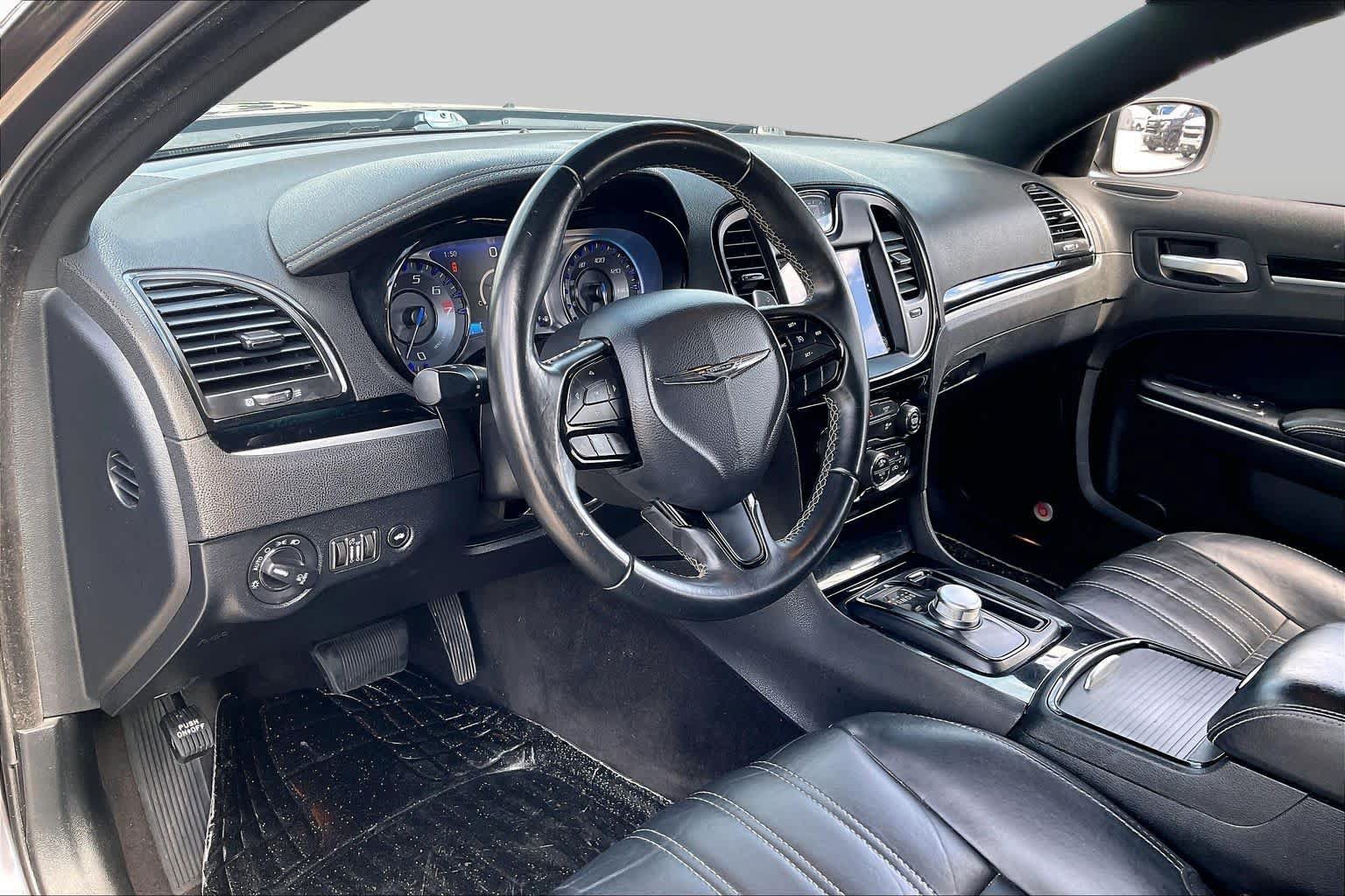 Used 2017 Chrysler 300 S w/ S Model Appearance Package AWD/4WD image 17