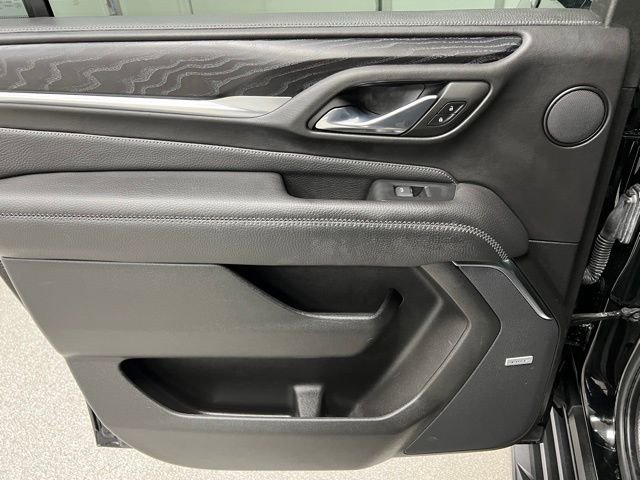 Used 2022 GMC Yukon XL Denali w/ Advanced Technology Package image 43