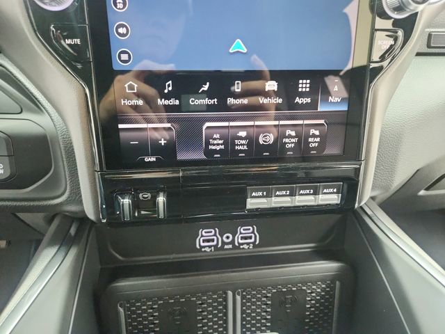 New 2026 RAM 2500 Laramie AWD/4WD image 29