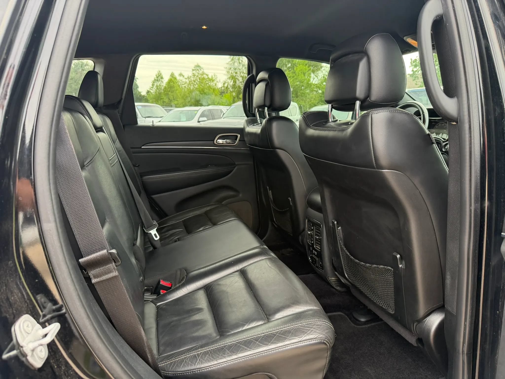 Used 2017 Jeep Grand Cherokee Limited RWD image 21