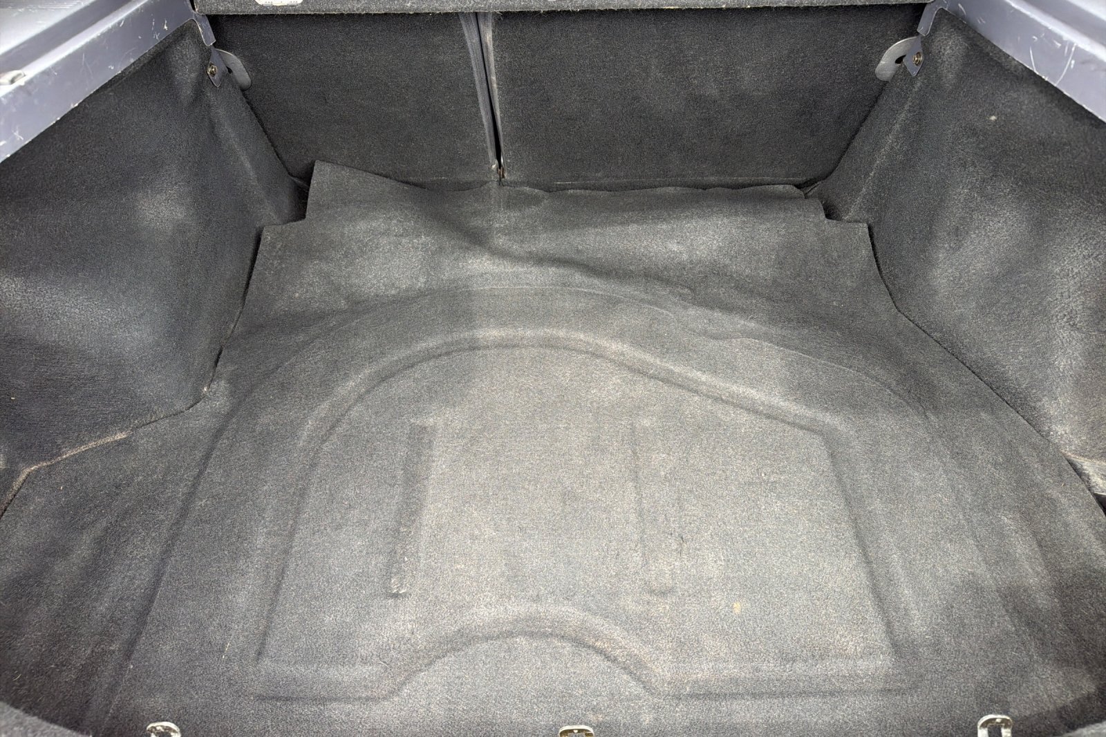 Used 2002 Hyundai Elantra GT FWD image 16