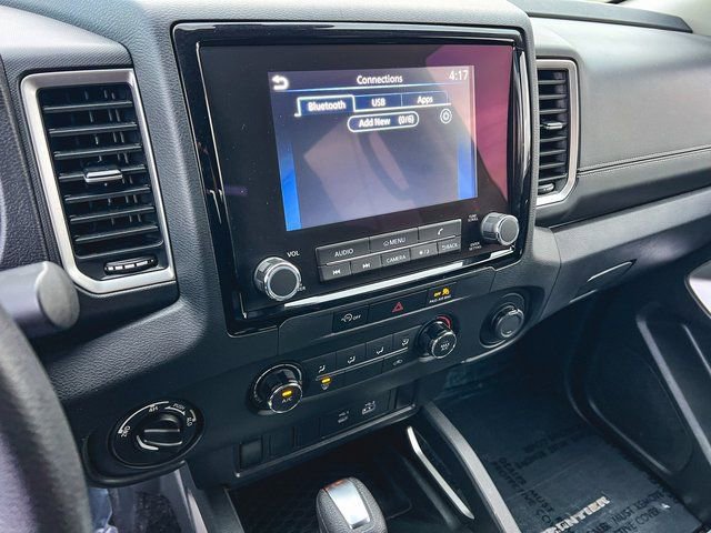 Used 2023 Nissan Frontier SV image 19