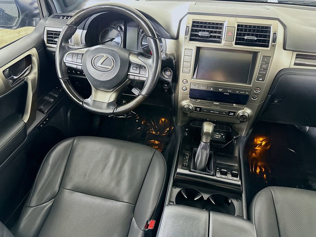 Used 2021 Lexus GX 460 Premium w/ Premium Package AWD/4WD image 18
