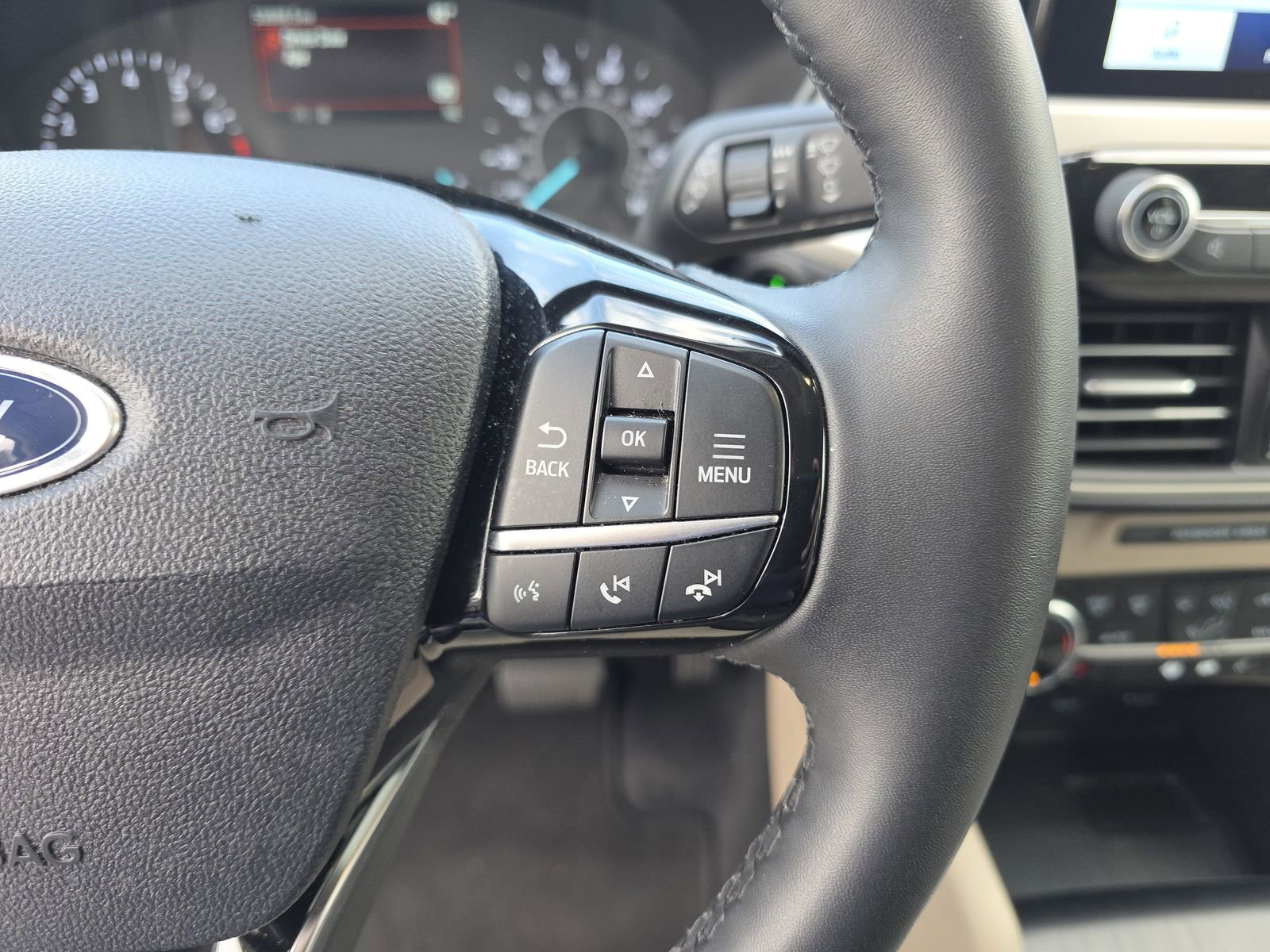 Used 2022 Ford Escape SEL image 27