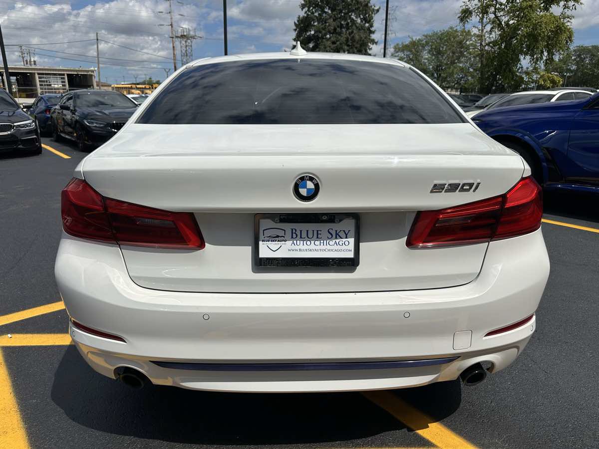 Used 2019 BMW 530i w/ Convenience Package RWD image 6