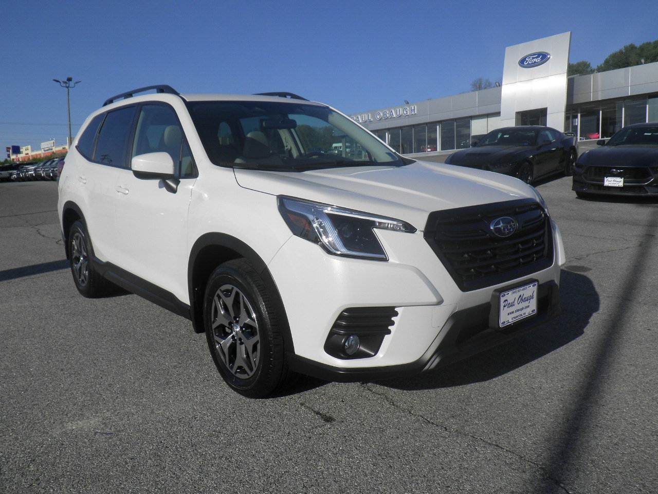 Used 2023 Subaru Forester Premium AWD/4WD image 1
