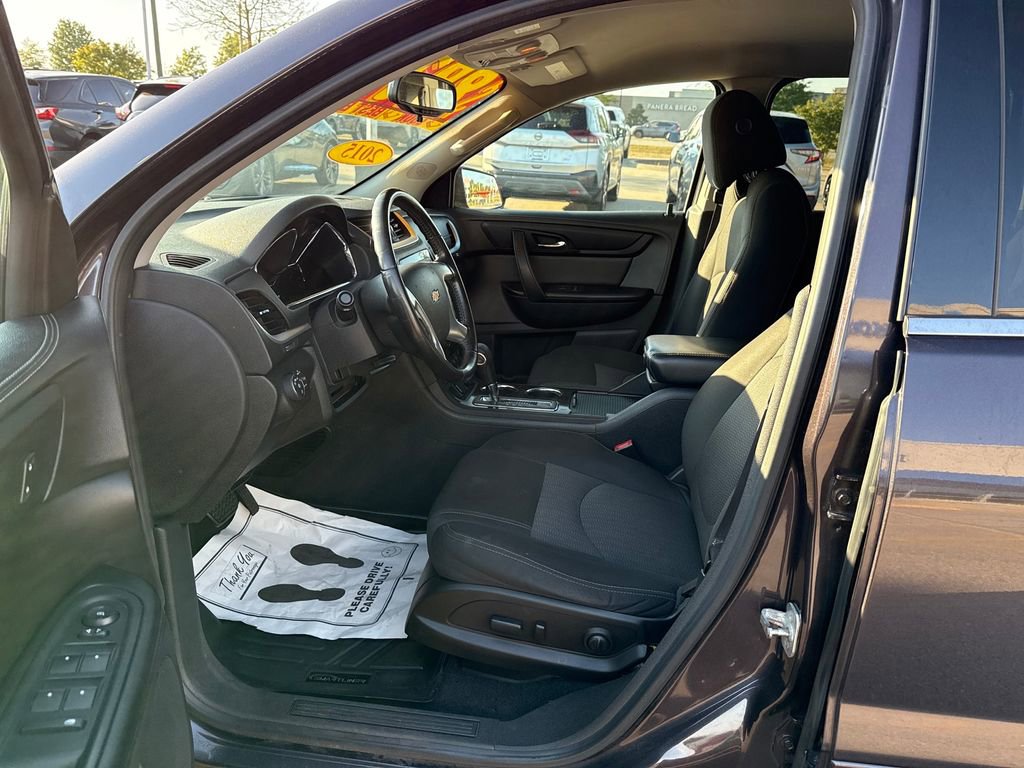 Used 2015 Chevrolet Traverse LT w/ Style and Technology Package AWD/4WD image 15