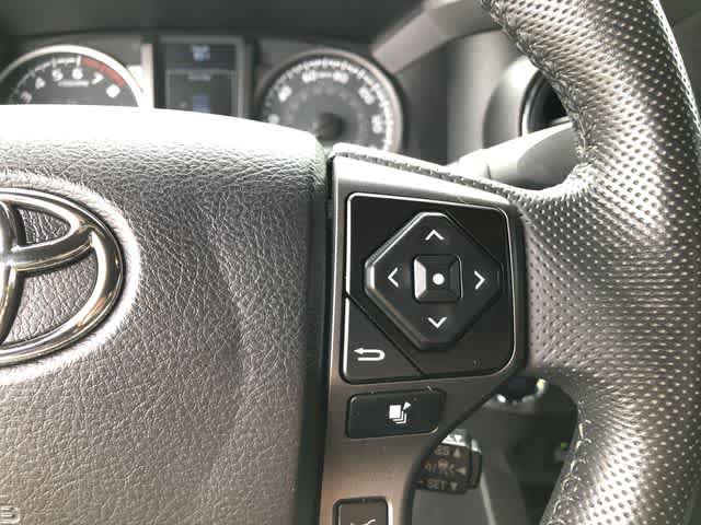 Used 2021 Toyota Tacoma TRD Off-Road w/ Technology Package AWD/4WD image 22