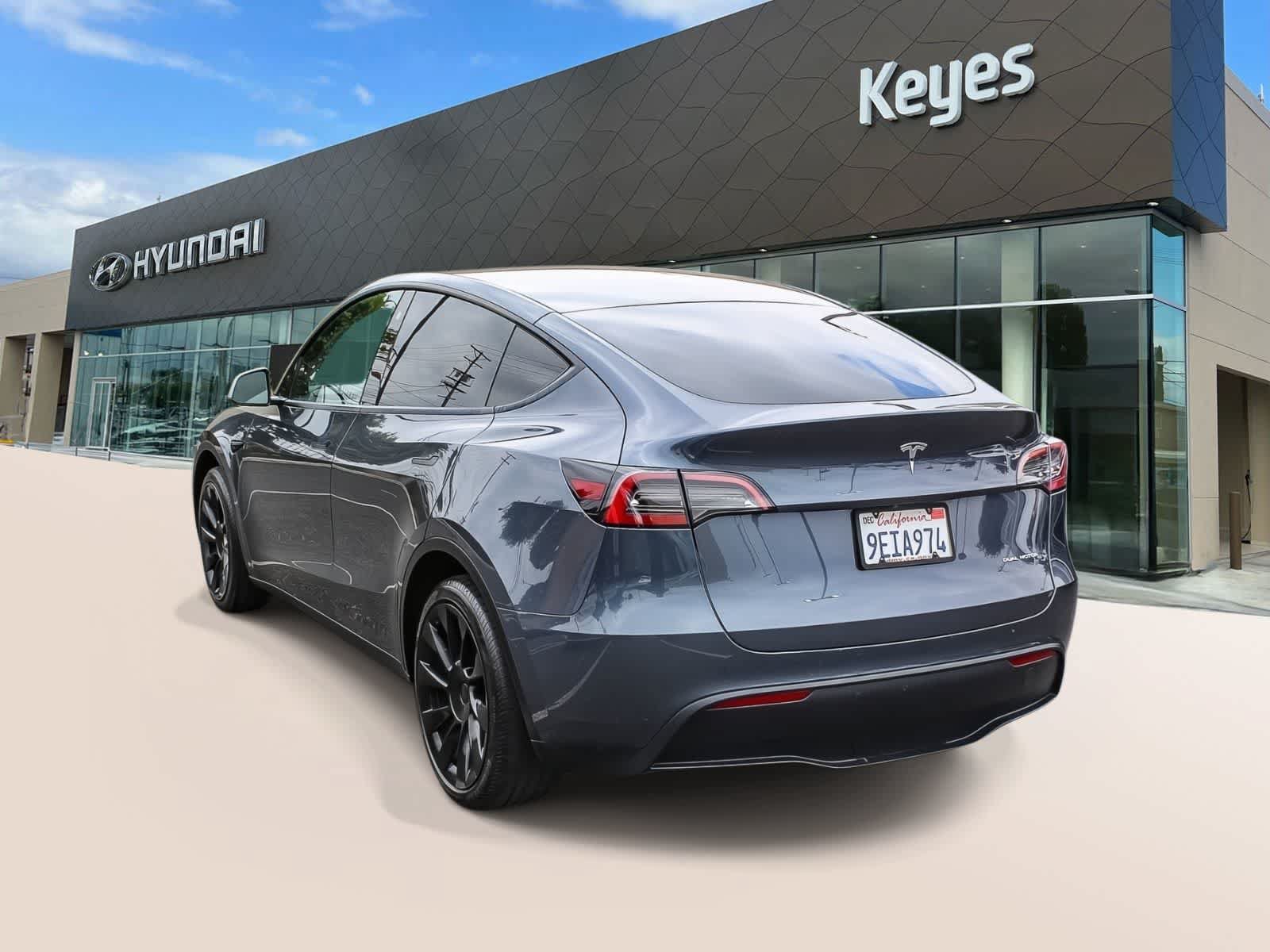 Used 2023 Tesla Model Y Long Range AWD/4WD image 7