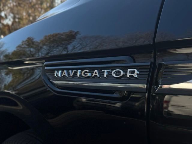 Certified 2024 Lincoln Navigator Reserve image 2