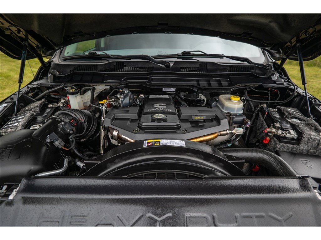Used 2018 RAM 3500 Tradesman w/ Chrome Appearance Group AWD/4WD image 29