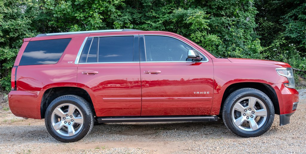 Used 2015 Chevrolet Tahoe LTZ RWD image 6