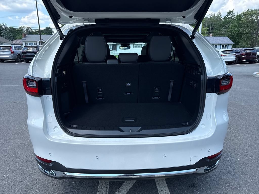 New 2026 MAZDA CX-90 Plug-In Hybrid w/ Premium Plus AWD/4WD image 16