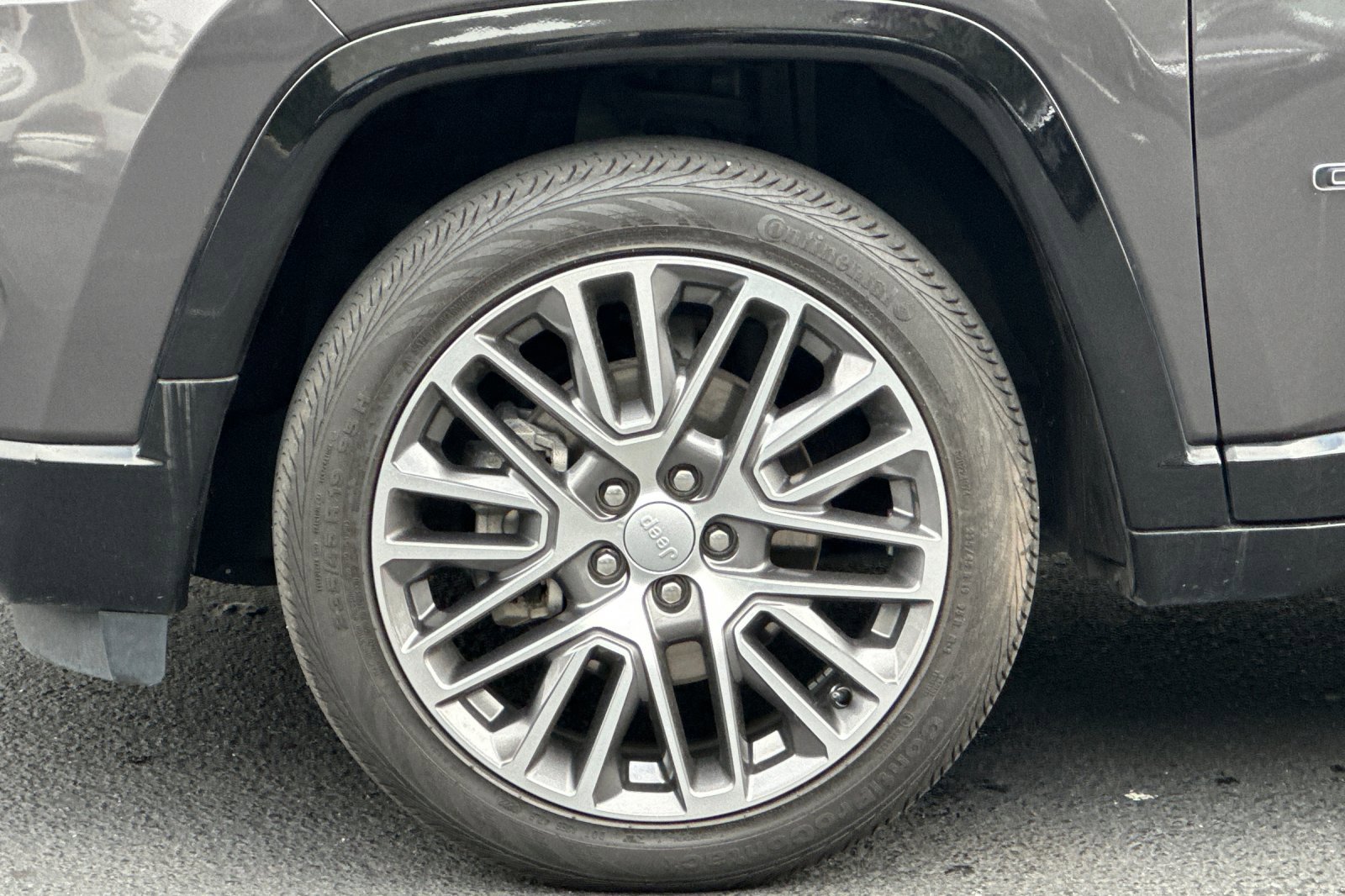 Used 2022 Jeep Compass Limited w/ Elite Group image 11