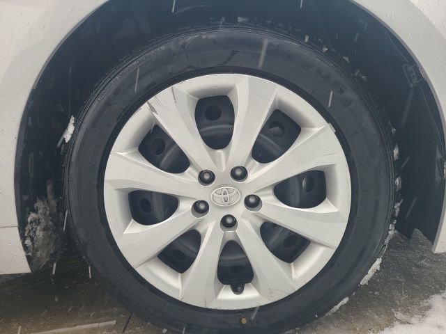 Used 2024 Toyota Corolla LE image 9