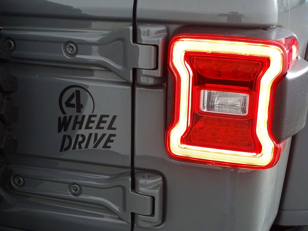 Used 2021 Jeep Wrangler Unlimited Sport image 43