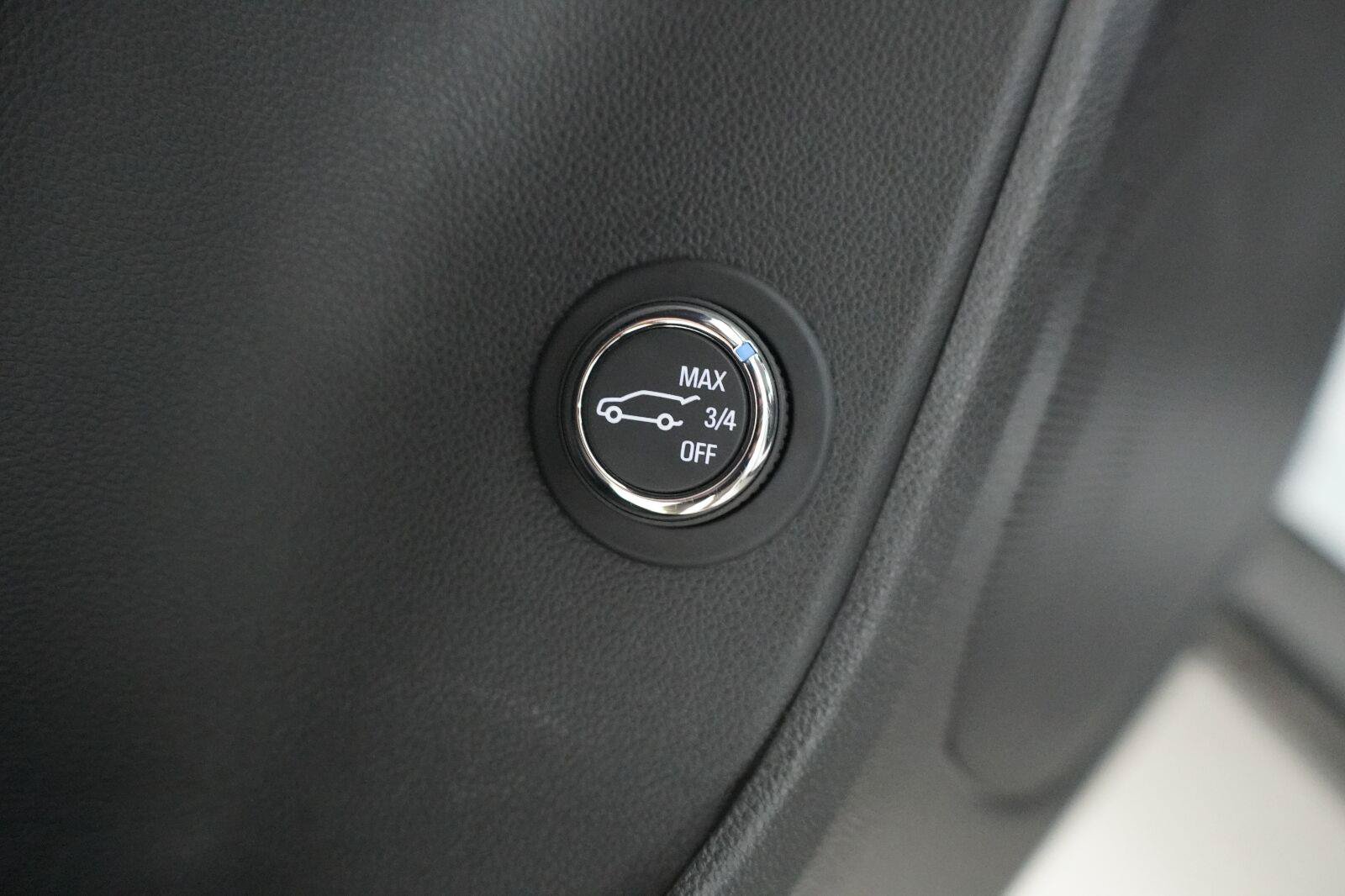 Used 2026 Chevrolet Blazer LT w/ Convenience Package FWD image 21