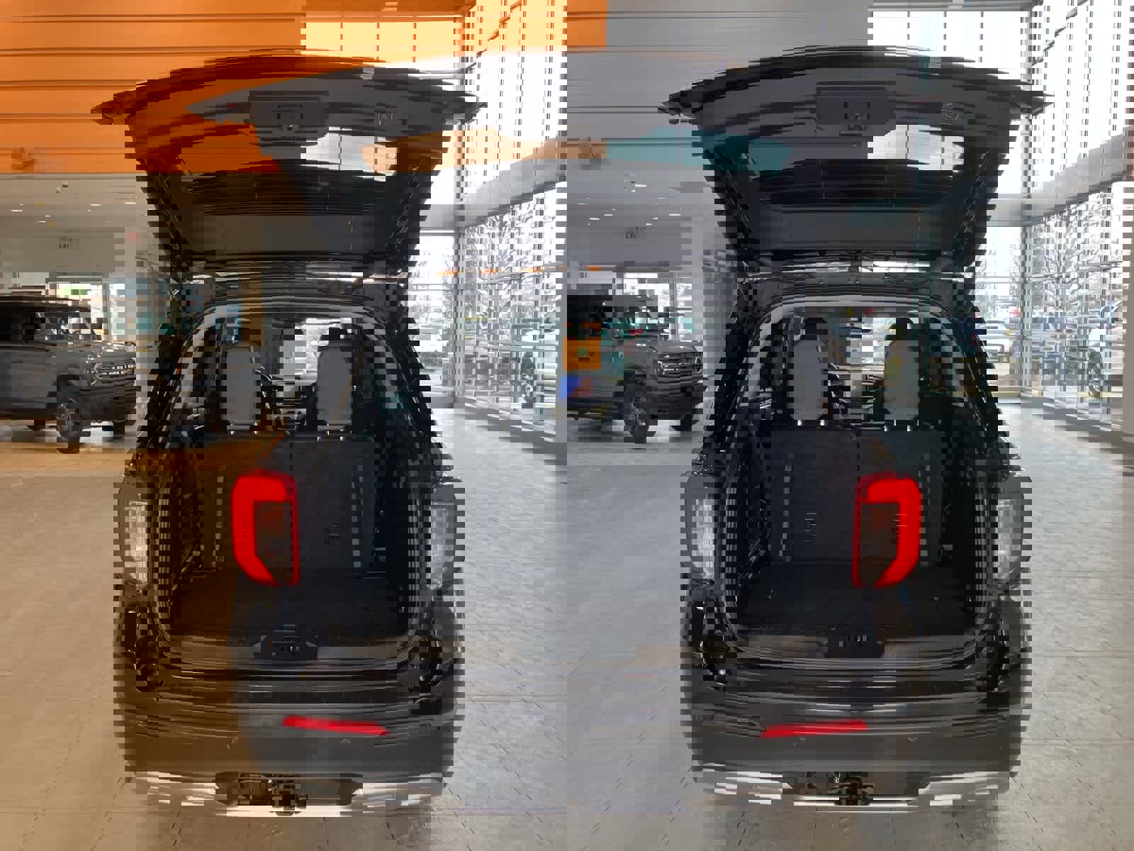 Certified 2023 Ford Explorer XLT w/ Equipment Group 202A image 27