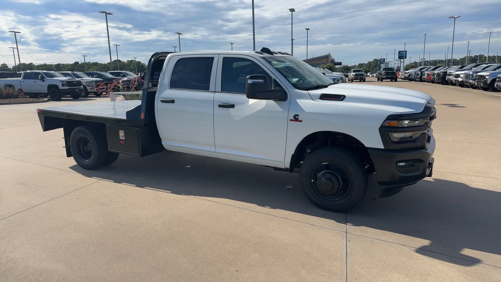 New 2026 RAM 3500 Tradesman AWD/4WD image 9