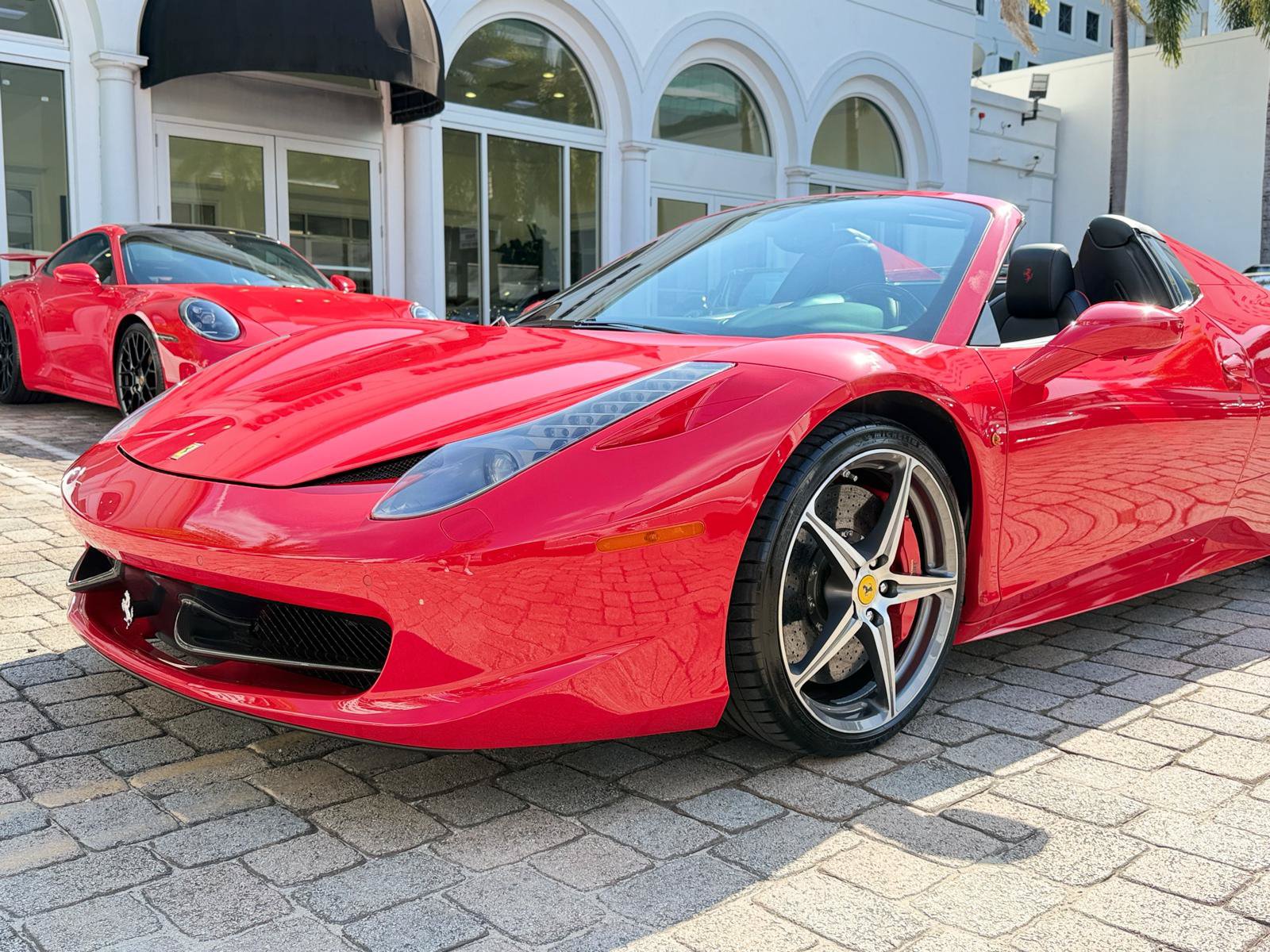 Used 2015 Ferrari 458 Spider RWD image 4