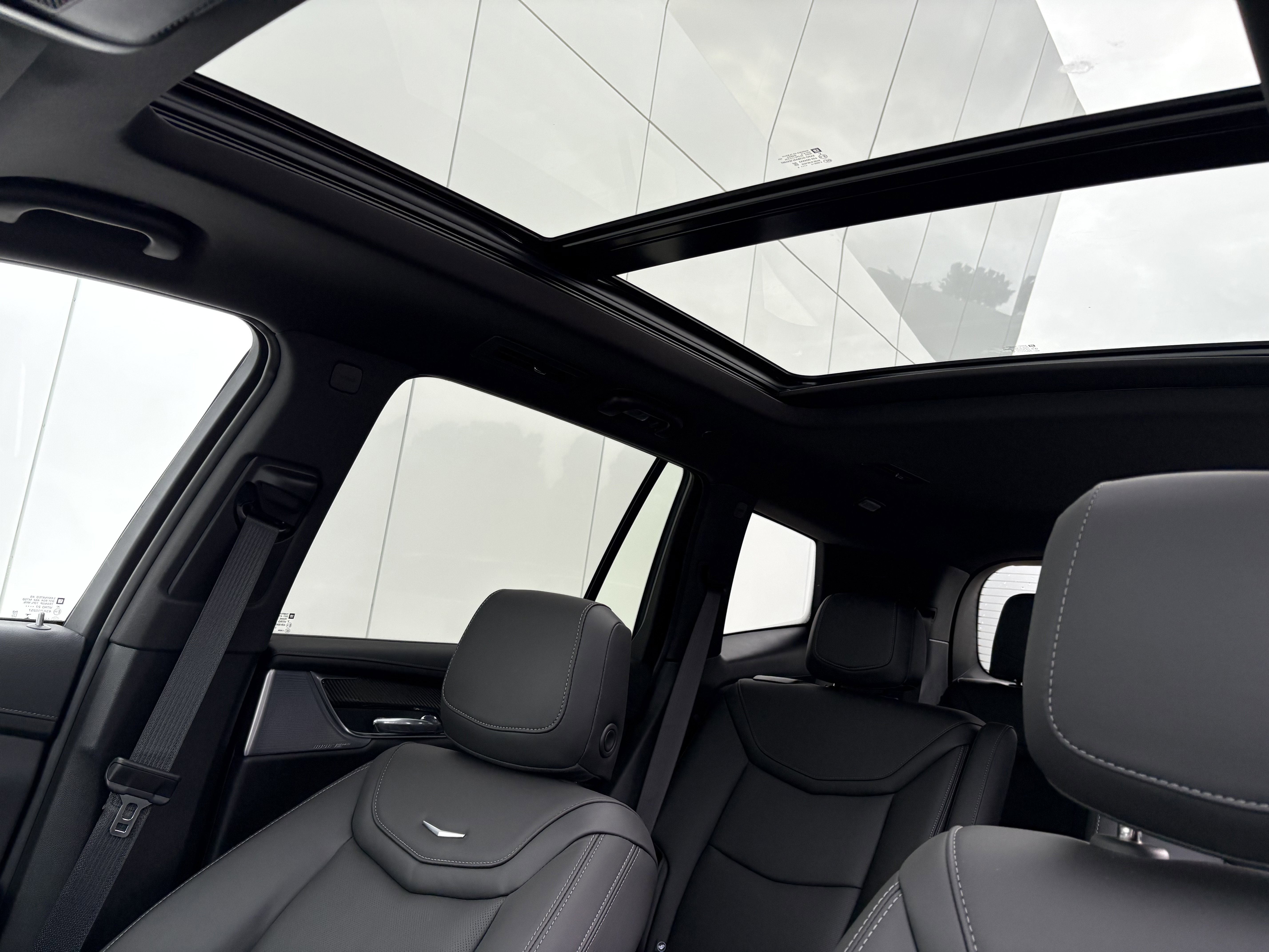 New 2025 Cadillac XT6 Sport w/ Technology Package image 16