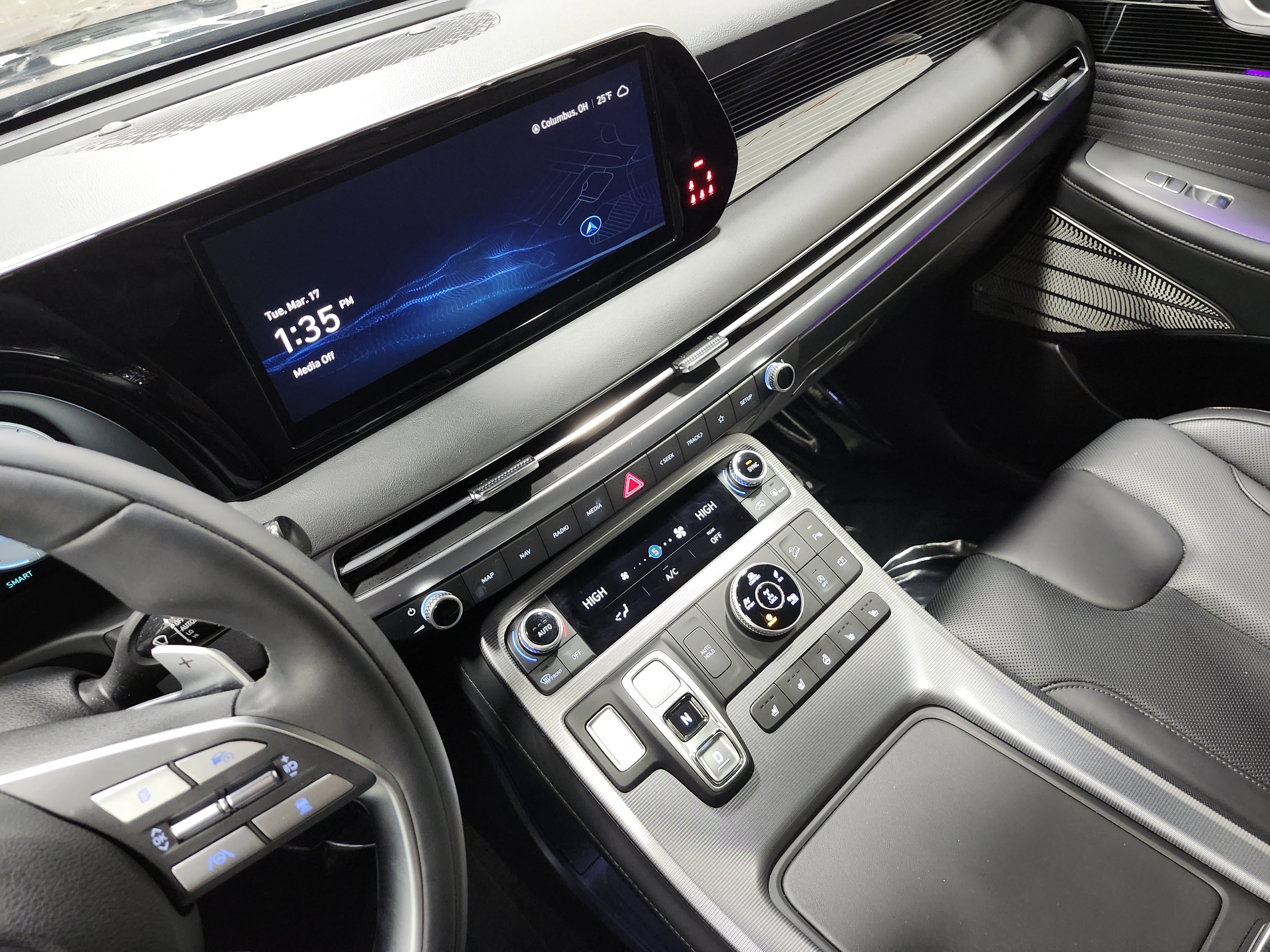 Used 2025 Hyundai Palisade Calligraphy image 36