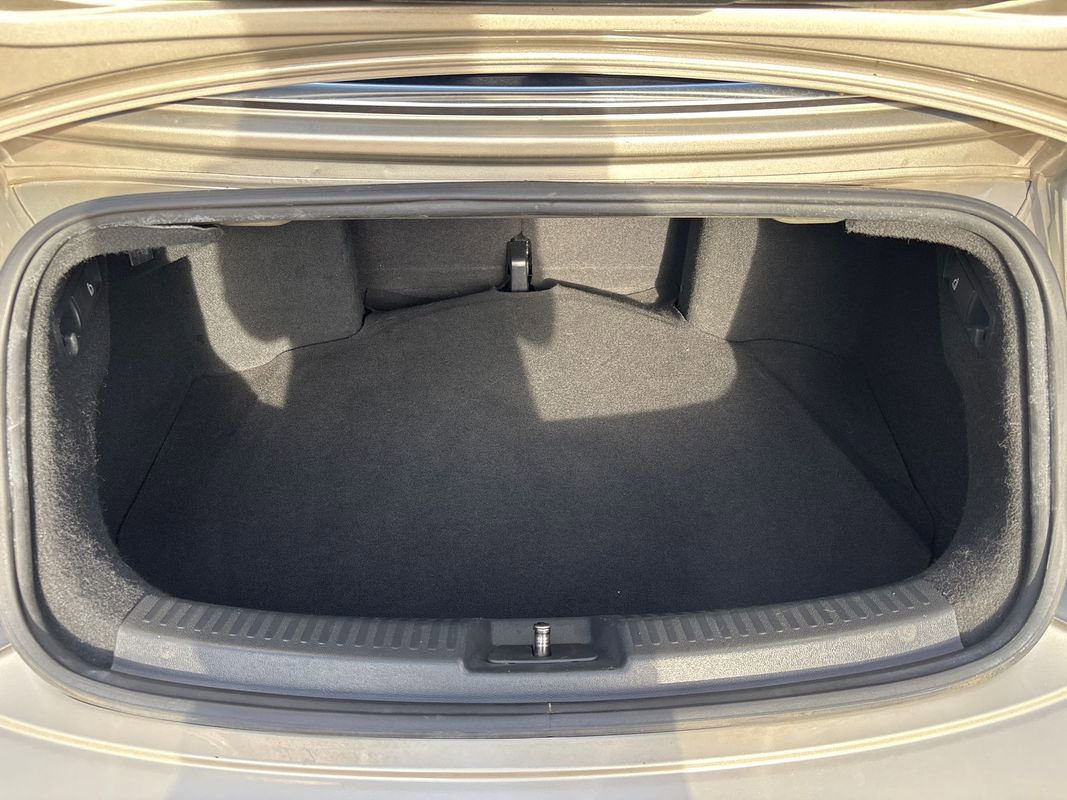 Used 2014 Volkswagen Beetle 1.8T image 23