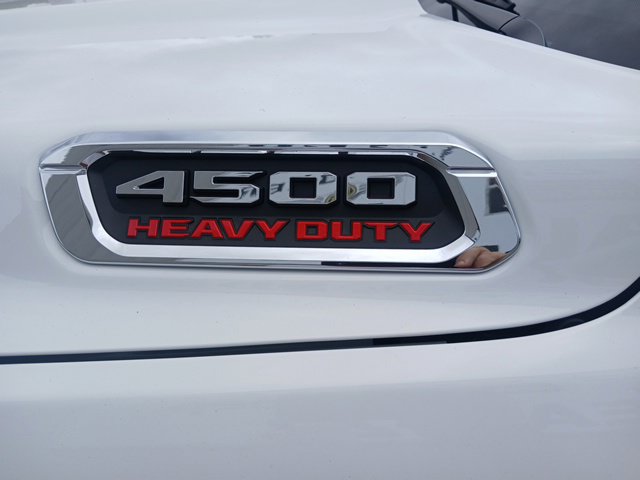 New 2027 RAM 4500 Tradesman w/ Chrome Appearance Group AWD/4WD image 11