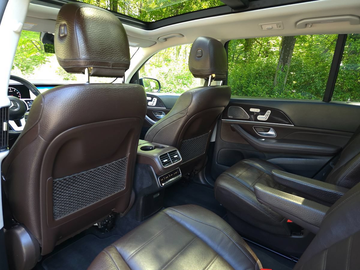Used 2022 Mercedes-Benz GLS 450 4MATIC image 14