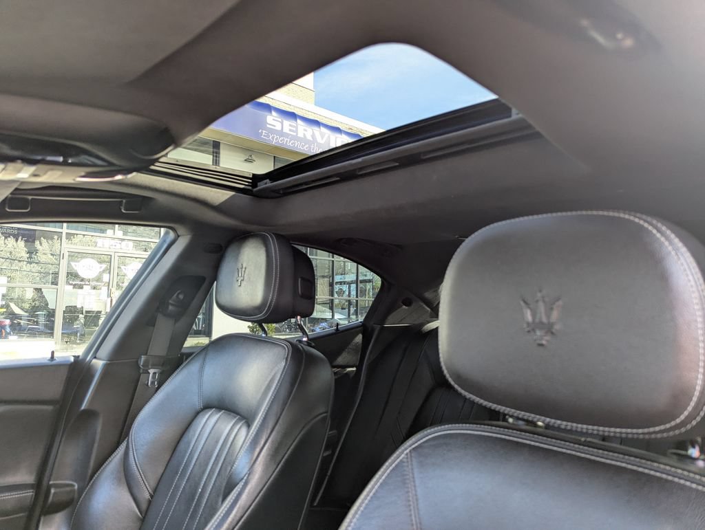 Used 2019 Maserati Ghibli S Q4 AWD/4WD image 29
