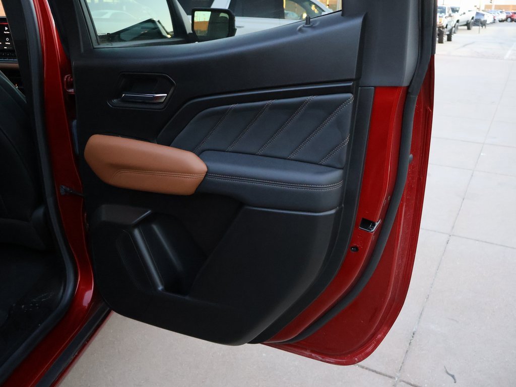 Used 2024 GMC Canyon AT4 w/ AT4 Premium Package image 12