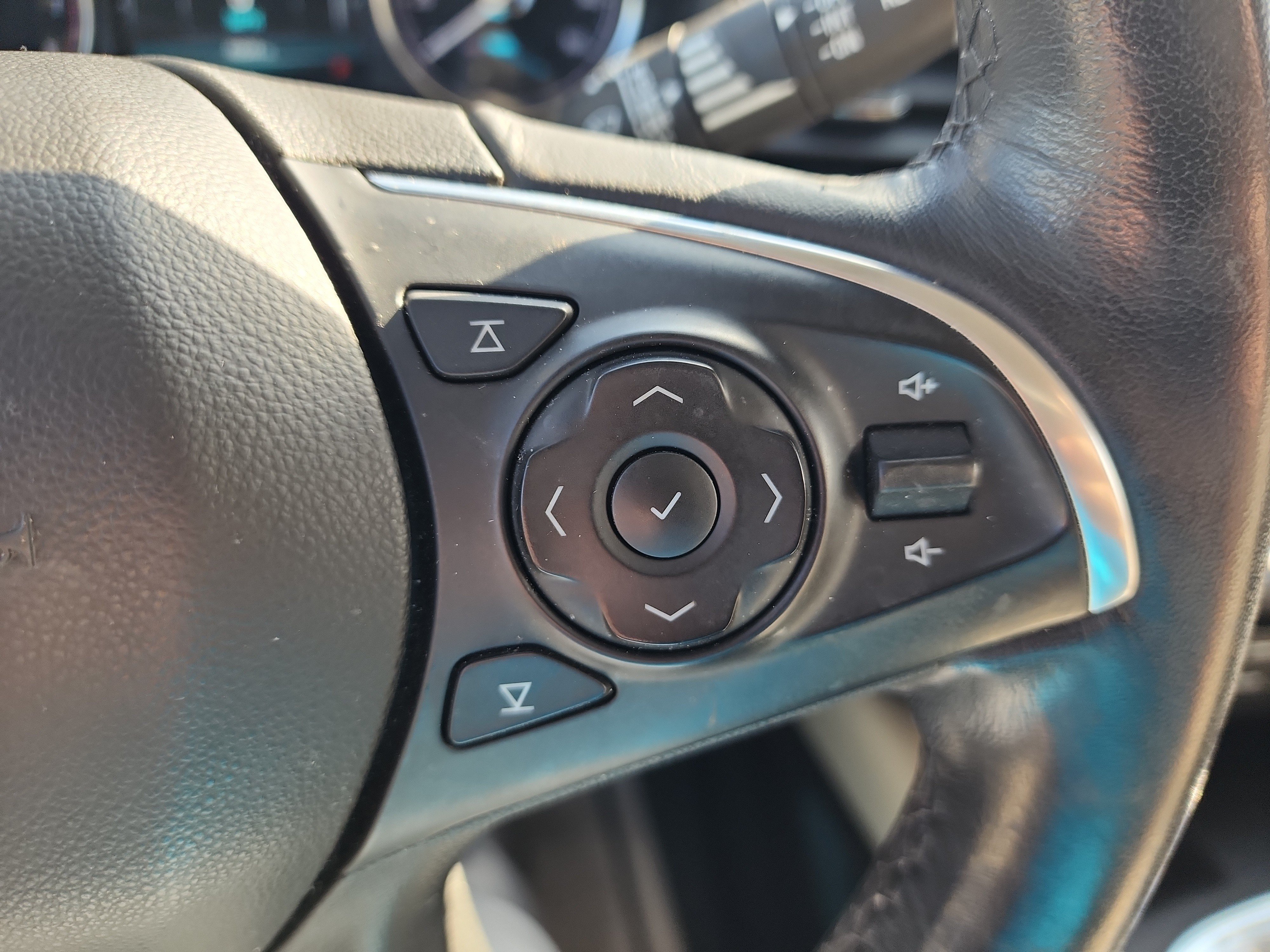 Certified 2019 Buick Enclave Essence AWD/4WD image 19
