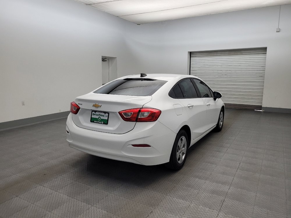 Used 2018 Chevrolet Cruze LS FWD image 9