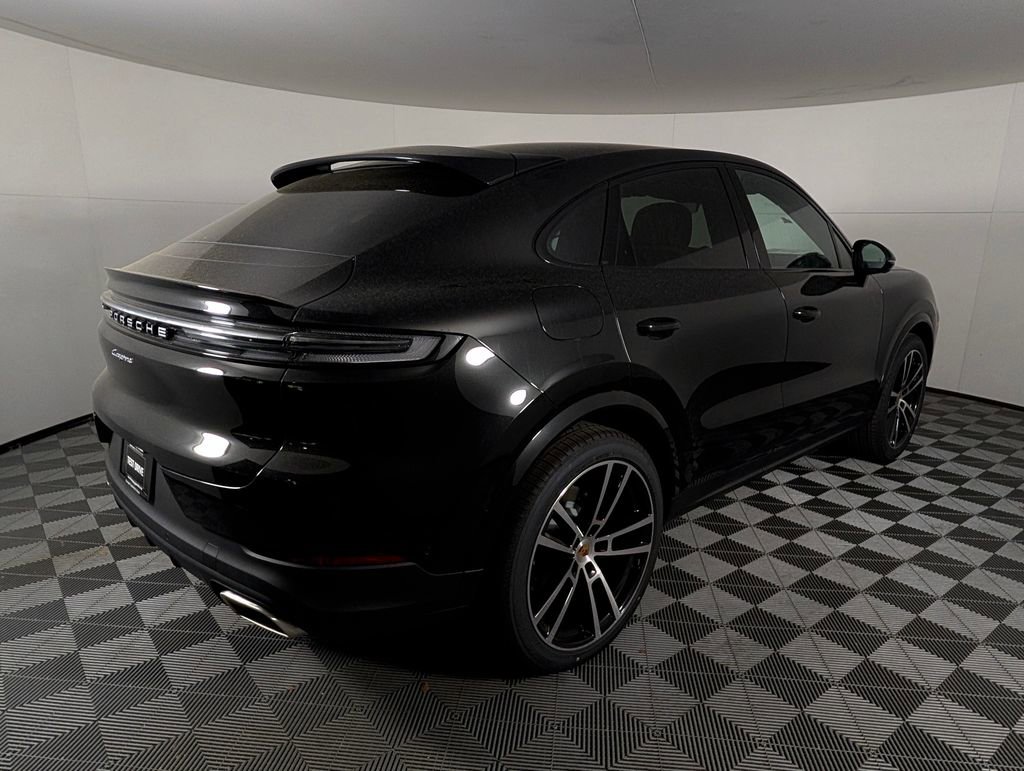 New 2026 Porsche Cayenne Coupe AWD/4WD image 7