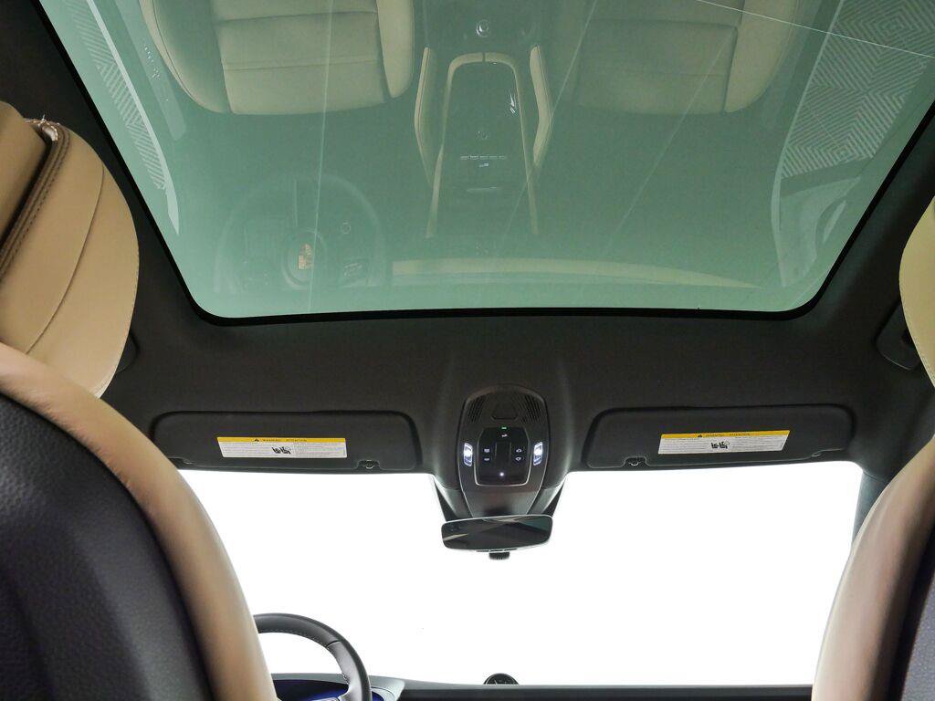 New 2026 Porsche Cayenne Coupe AWD/4WD image 21