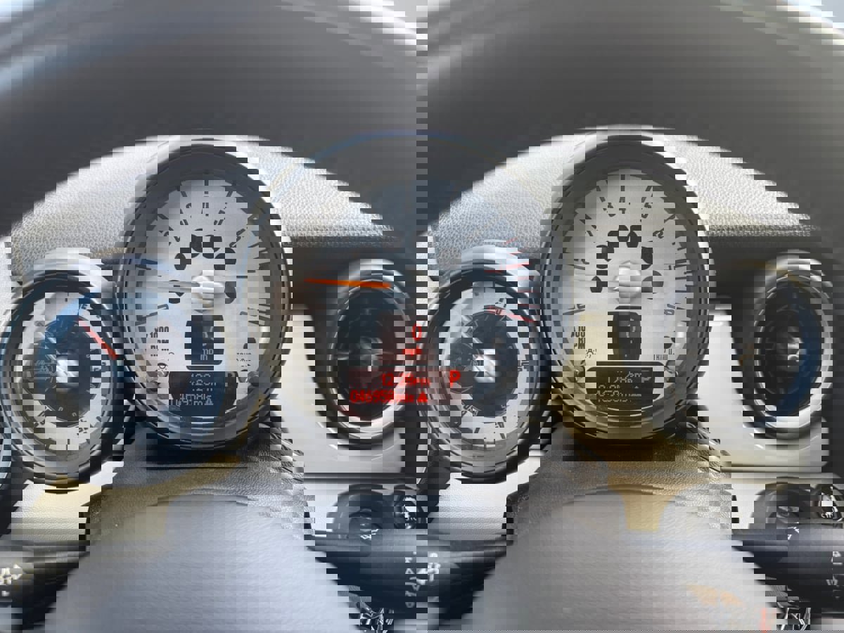 Used 2014 MINI Cooper Roadster S image 11