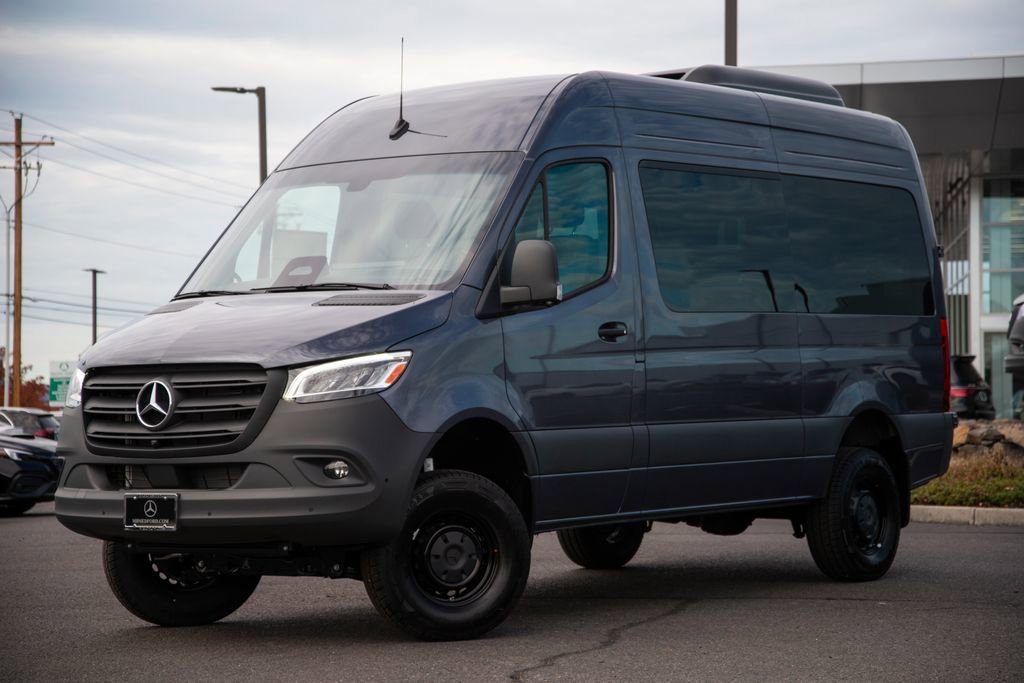 New 2025 Mercedes-Benz Sprinter 2500 image 1