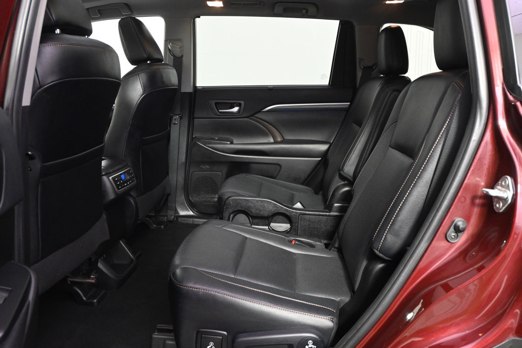 Used 2019 Toyota Highlander Limited Platinum AWD/4WD image 21