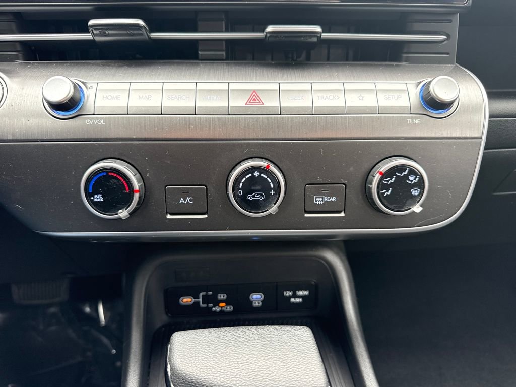 Used 2024 Hyundai Kona SE image 22