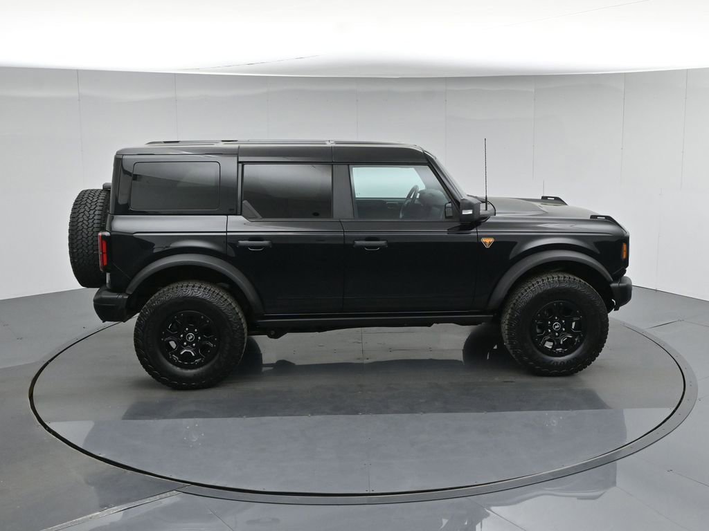 Used 2025 Ford Bronco Badlands image 41