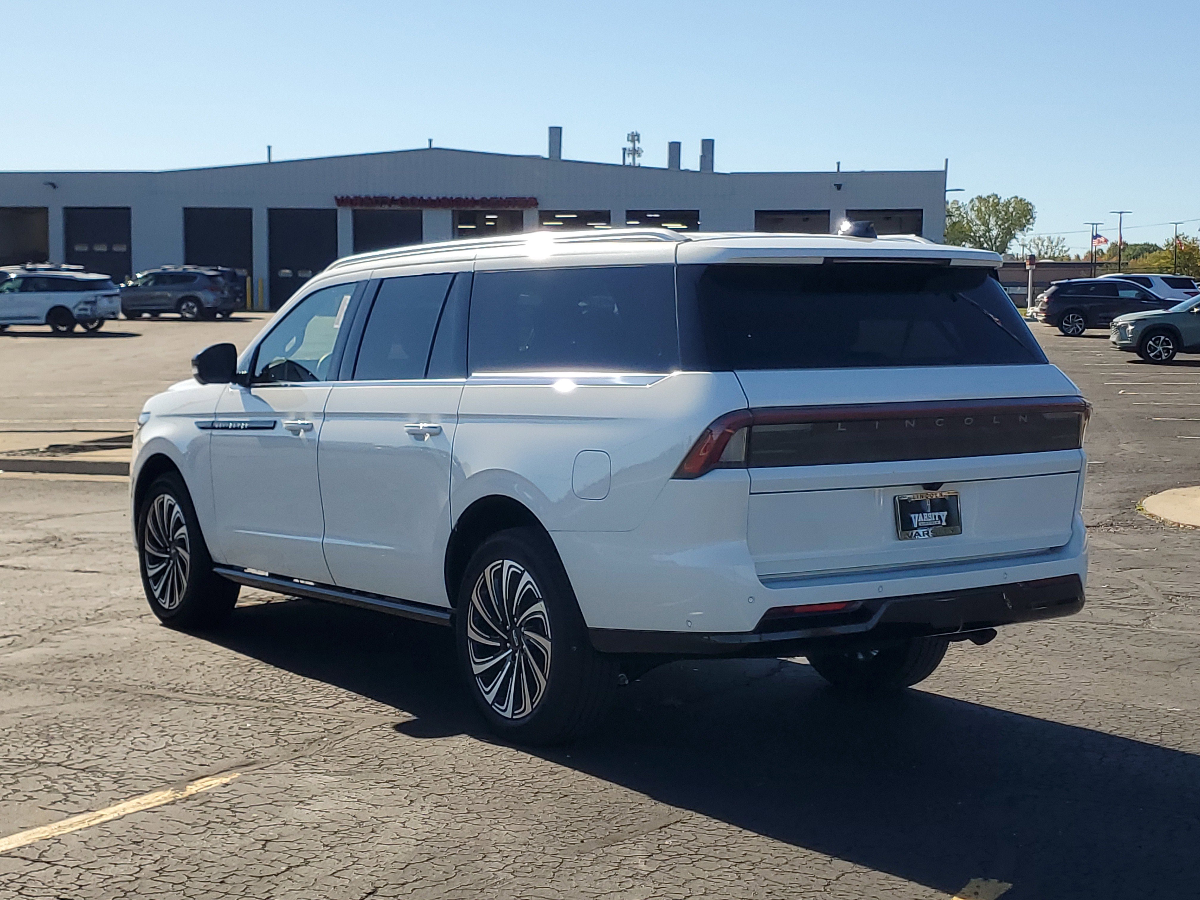 New 2025 Lincoln Navigator L Black Label image 3