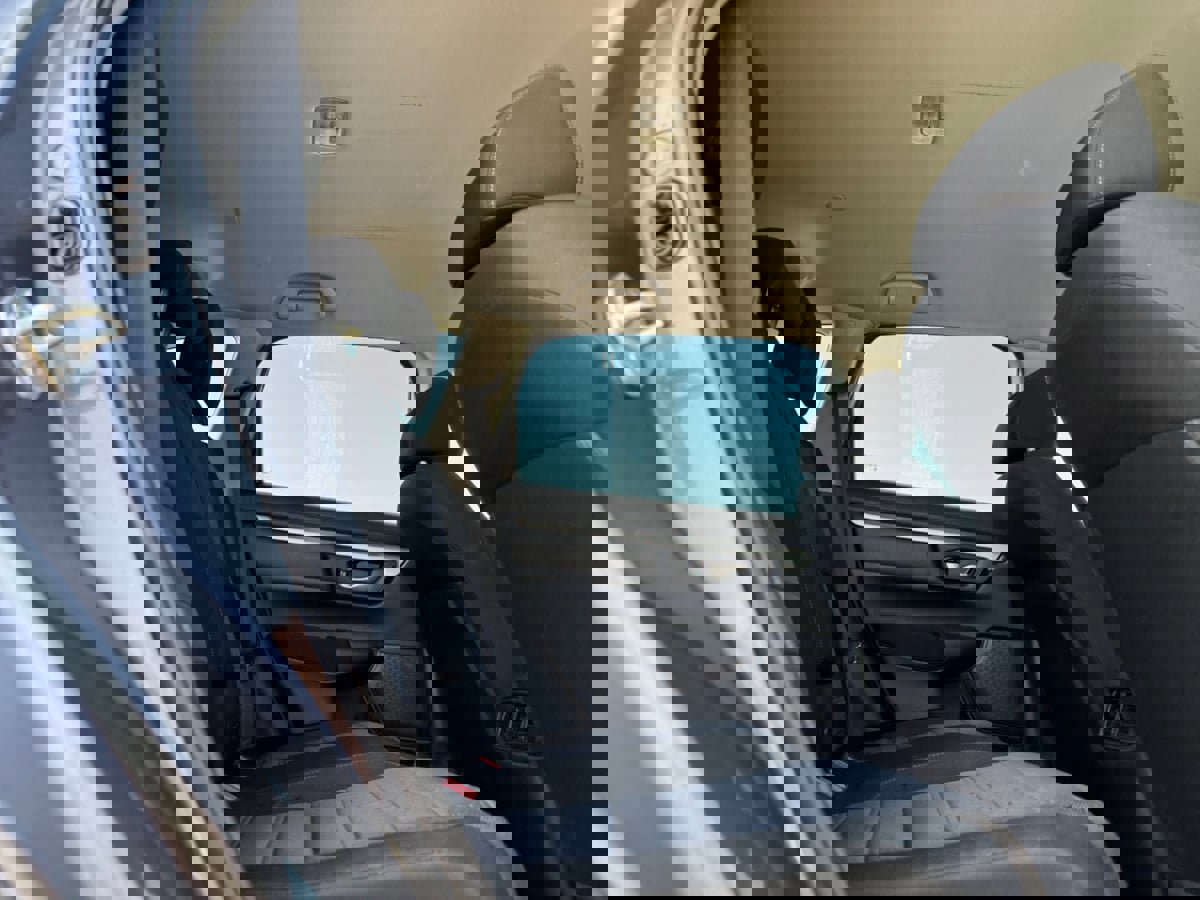 Used 2021 Honda CR-V LX image 17