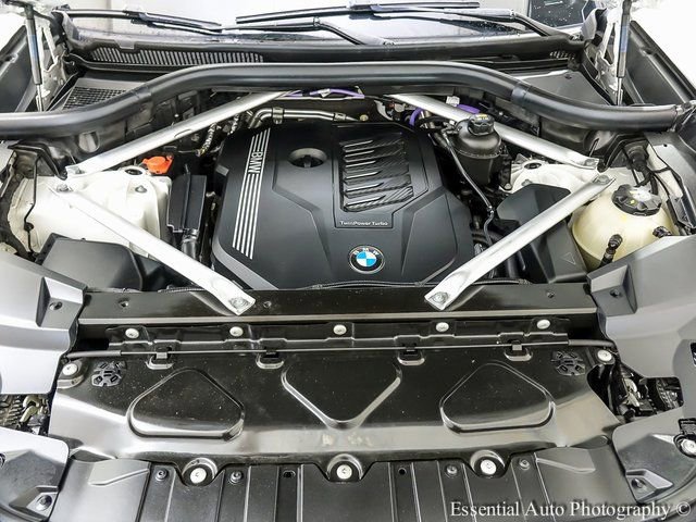 Used 2022 BMW X5 xDrive40i w/ Climate Comfort Package image 28