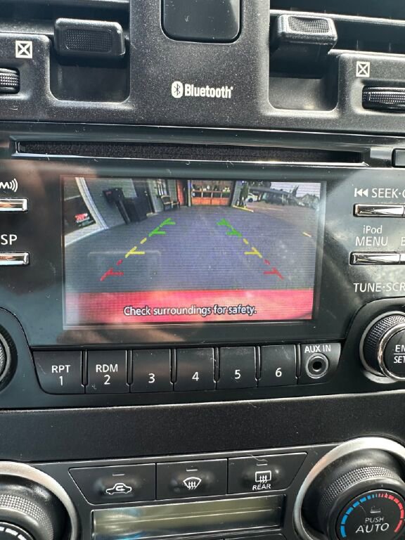 Used 2015 Nissan Leaf S w/ Charge Package FWD image 19
